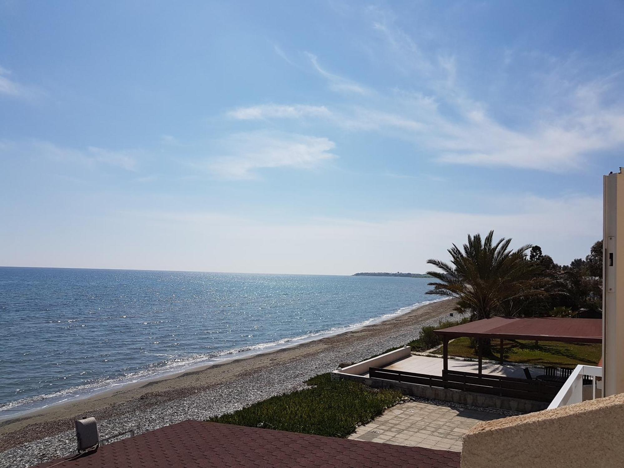 Villa Beach House At Seafront Meneou Exterior foto